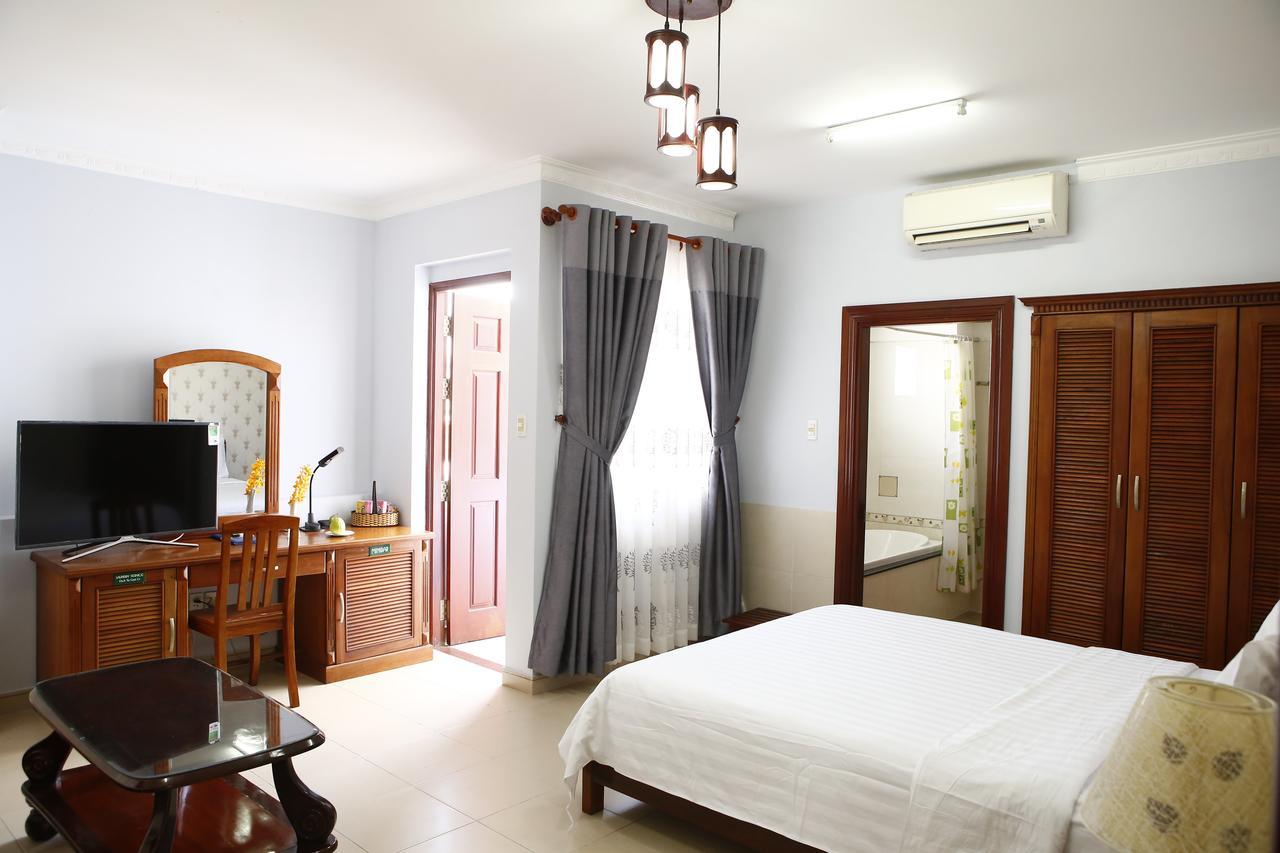 Phu An Hotel Ho Chi Minh City Exterior photo