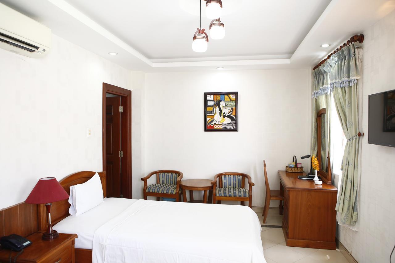Phu An Hotel Ho Chi Minh City Exterior photo